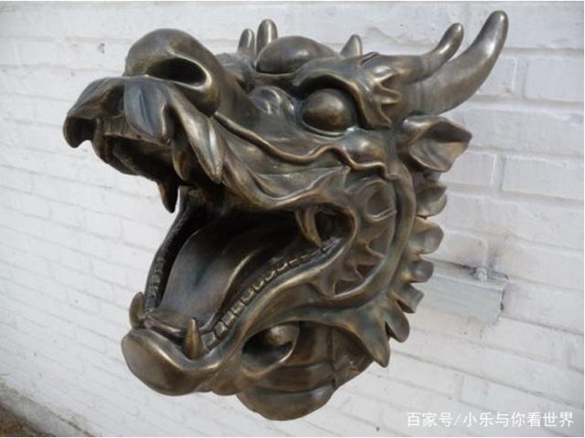 圓明園龍首現(xiàn)身法國(guó)，2400萬(wàn)被華人買(mǎi)下，真假難辨。