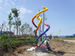 hj1738 不銹鋼雕塑-針線之魅_青島國(guó)際服裝城不銹鋼雕塑、石雕、玻璃鋼雕塑_濱州宏景雕塑有限公司
